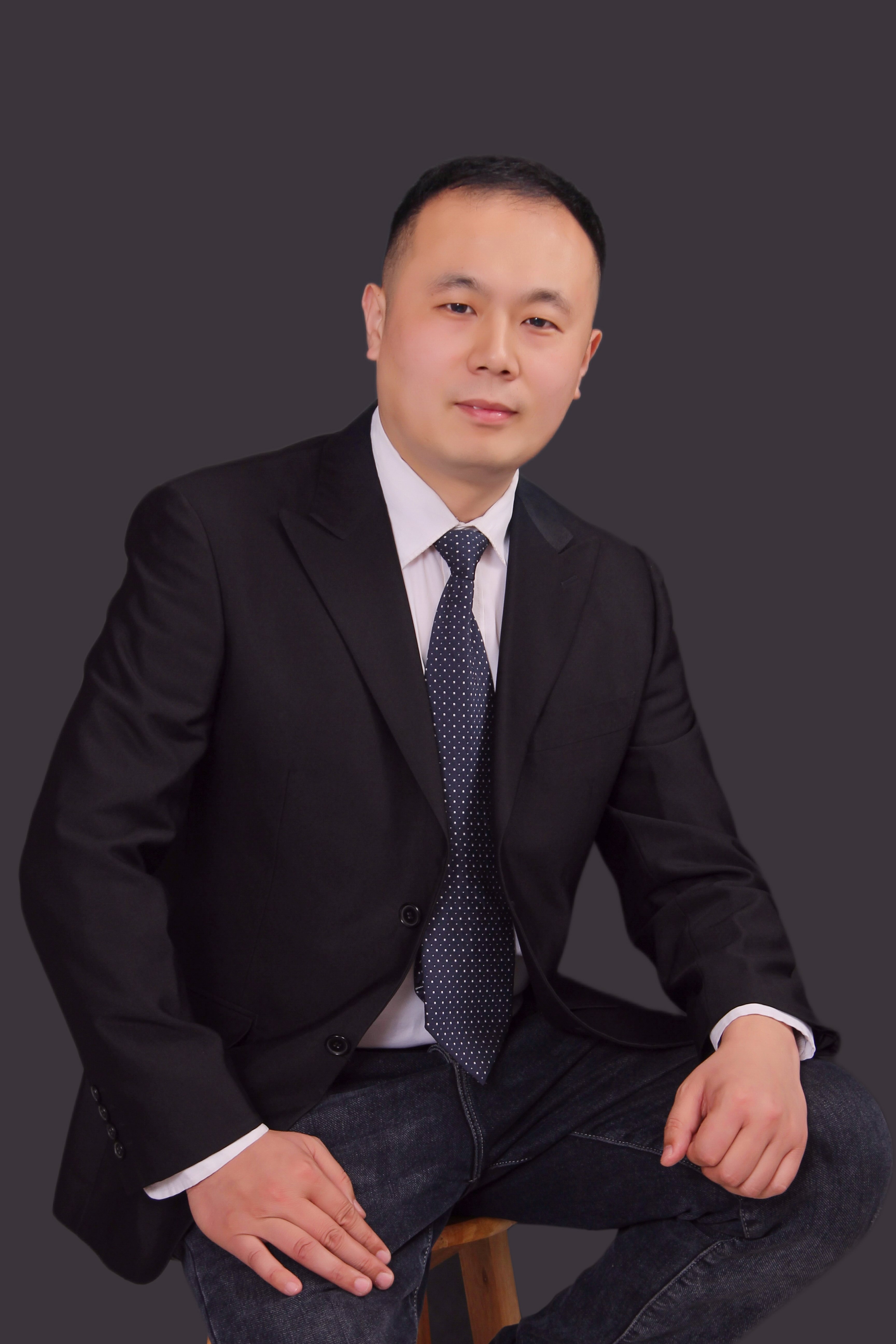 张洪广